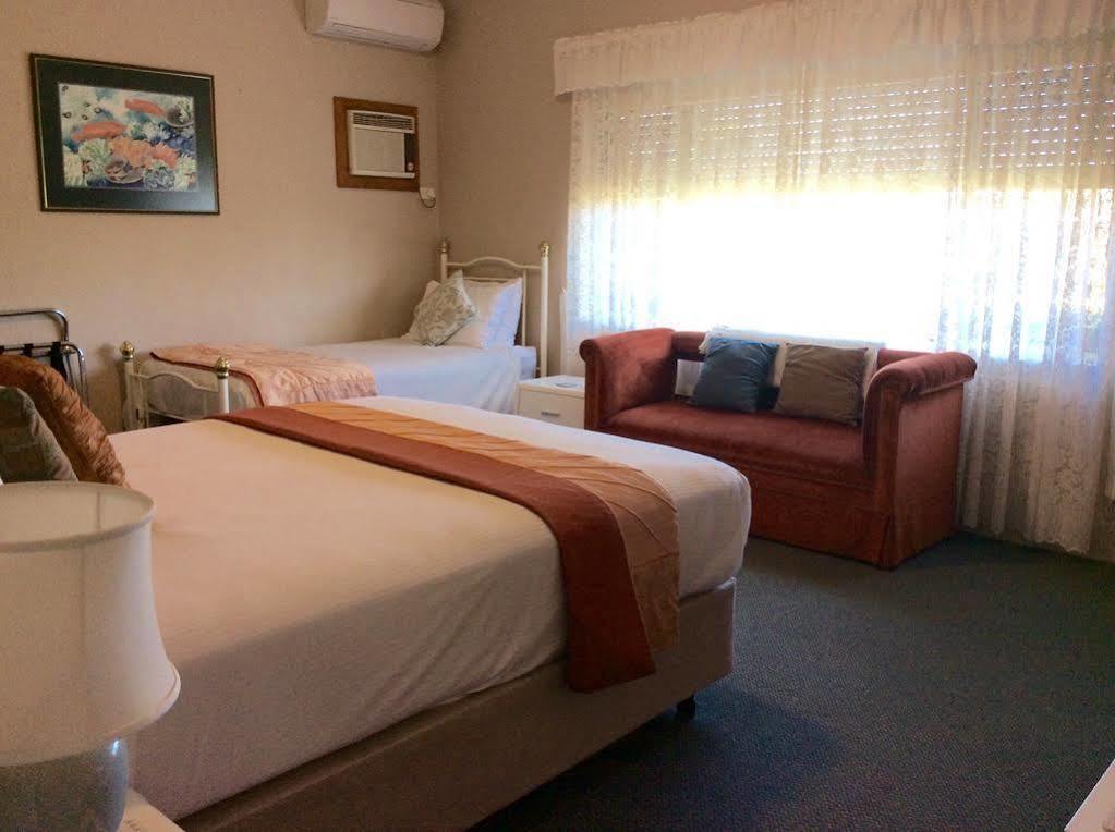 เดอะแกรนด์เฮาส์ ยอร์ก Bed & Breakfast ยอร์ค ภายนอก รูปภาพ